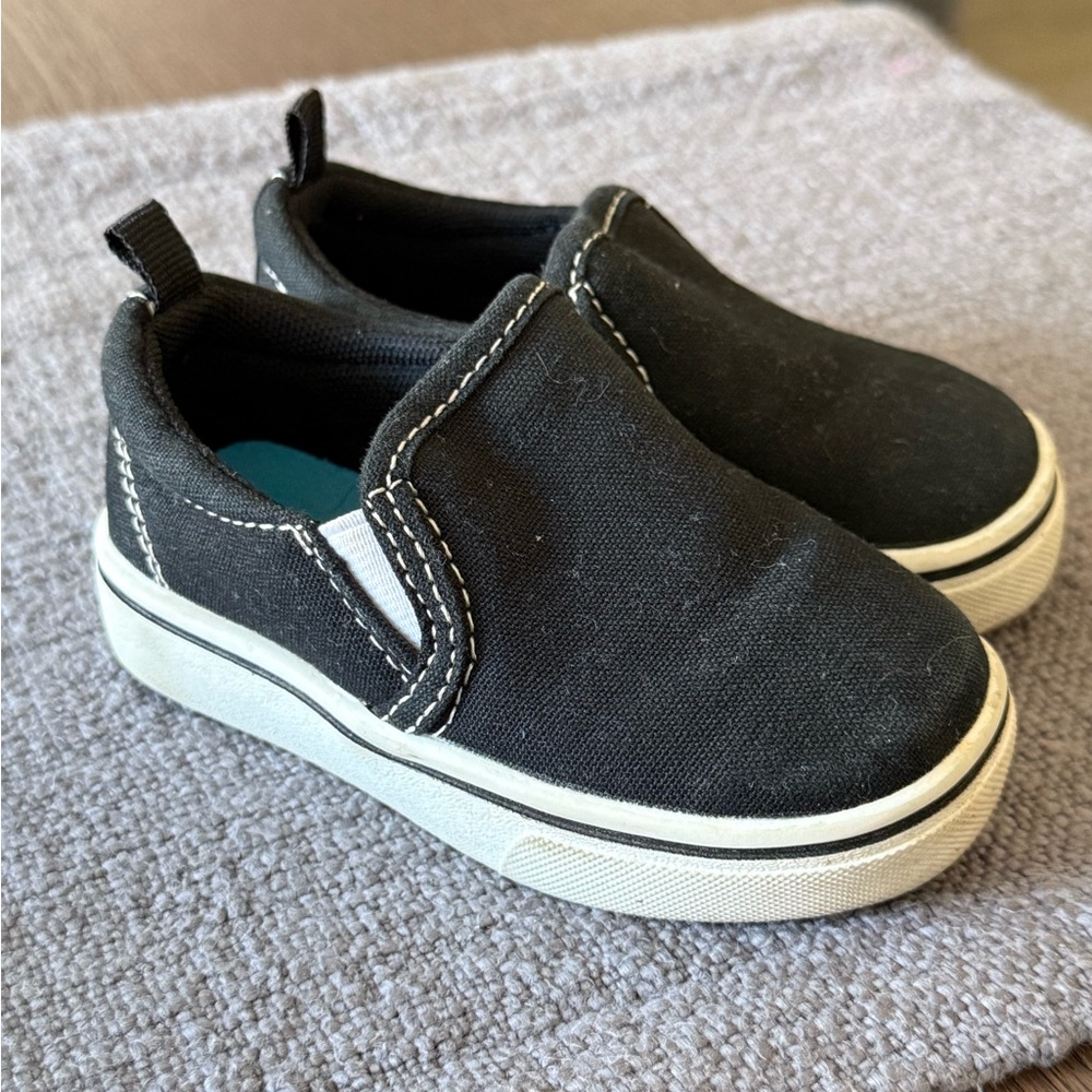 Wonder Nation Black Slip-On Sneakers